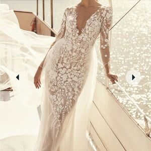 Galina Signature Wedding Gown with detachable skirt